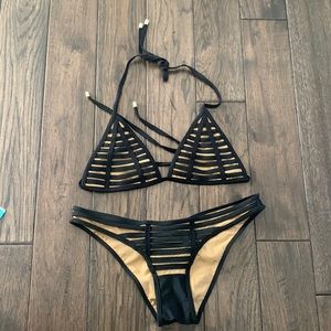 Beach Bunny 2-piece Black/Nude Bikini